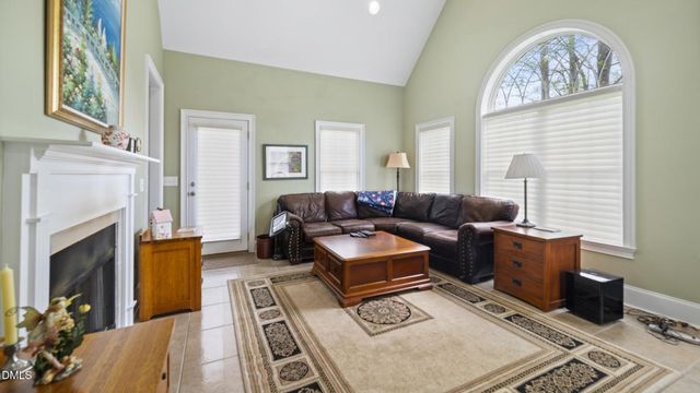 1004 Dunleigh Road, Burlington, NC 27215