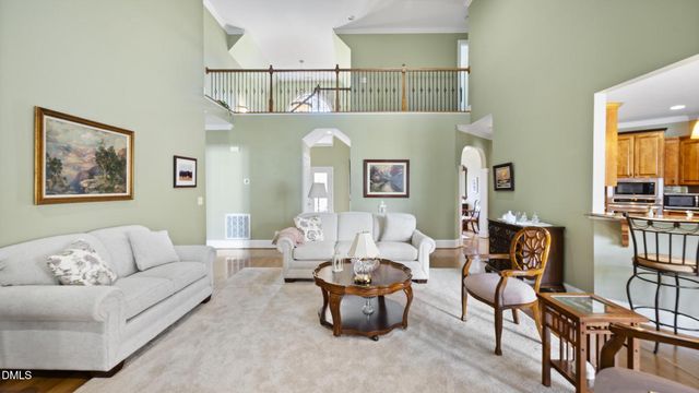 1004 Dunleigh Road, Burlington, NC 27215