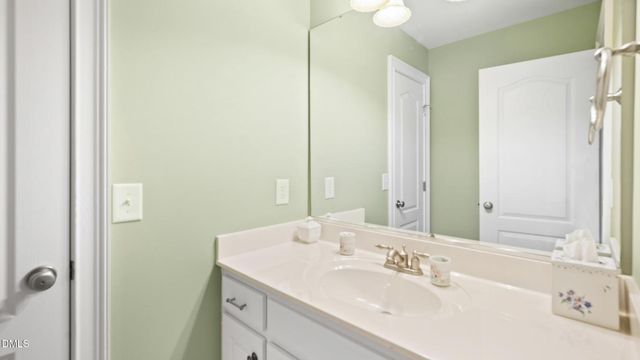 1004 Dunleigh Road, Burlington, NC 27215