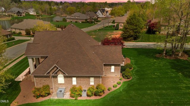 1004 Dunleigh Road, Burlington, NC 27215