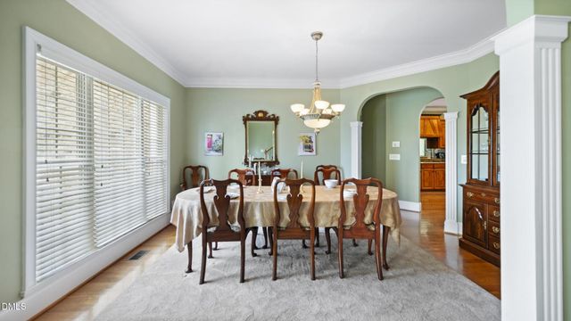 1004 Dunleigh Road, Burlington, NC 27215