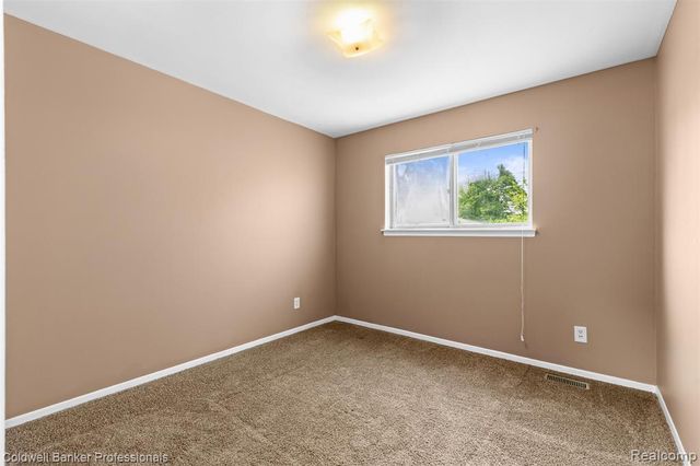 13485 Bernadette Court, Sterling Heights, MI 48313