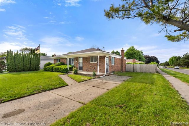 13485 Bernadette Court, Sterling Heights, MI 48313