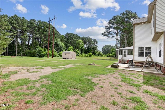 122 W Raintree Lane, Goldsboro, NC 27534