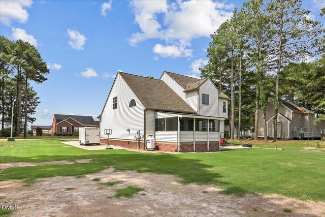 122 W Raintree Lane, Goldsboro, NC 27534