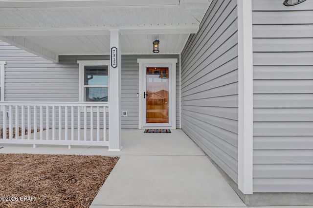 7312 Port Place Street, Southport, FL 32409