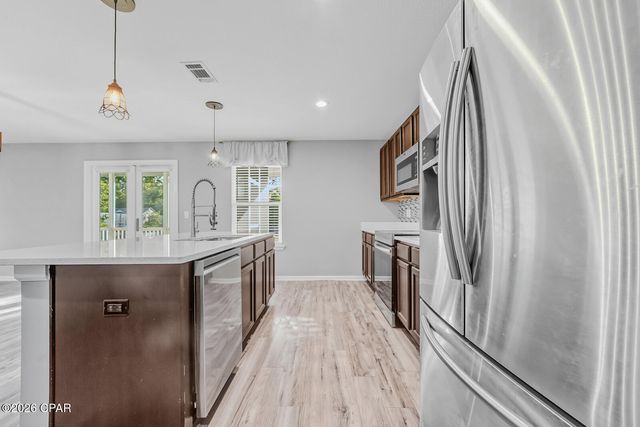 7312 Port Place Street, Southport, FL 32409