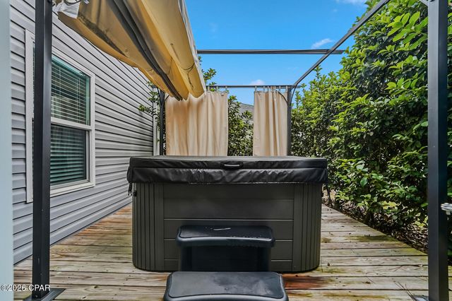 7312 Port Place Street, Southport, FL 32409