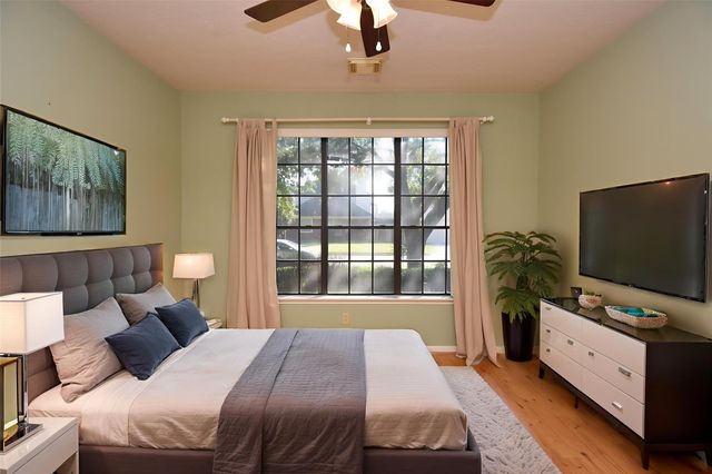 8739 Bent Spur Lane, Houston, TX 77064