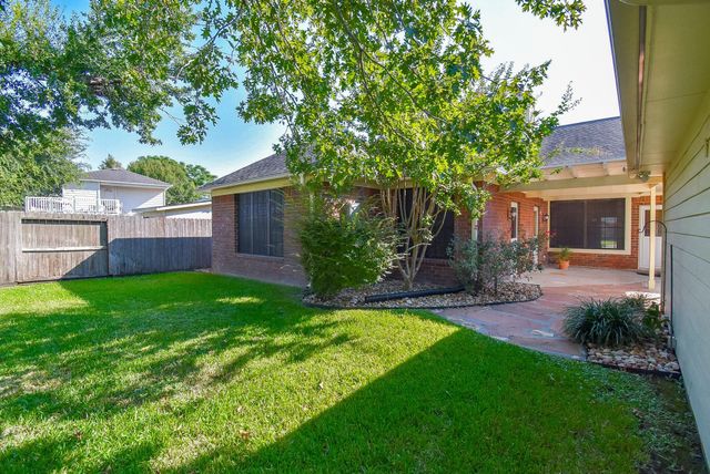8739 Bent Spur Lane, Houston, TX 77064