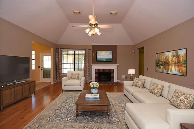 8739 Bent Spur Lane, Houston, TX 77064