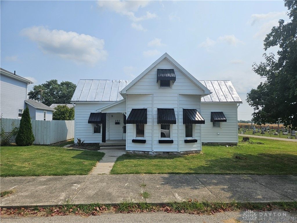 287 S Broadway Street, Farmersville, OH 45325