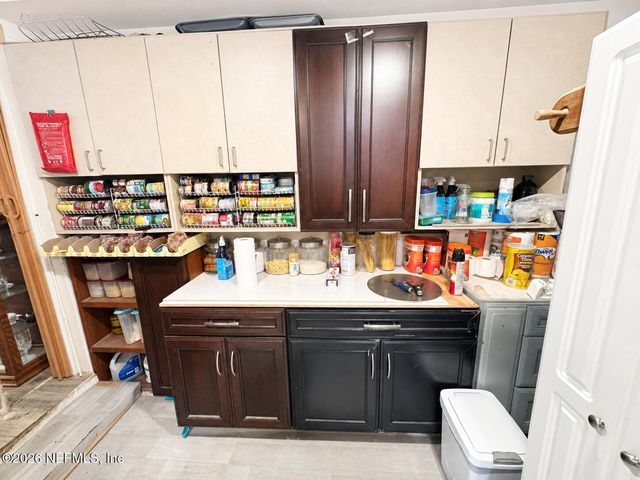7103 WENDY Circle, Jacksonville, FL 32211
