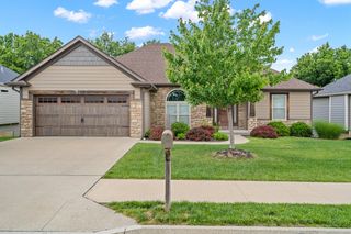 809 RUTLAND DR, Columbia, MO 65203