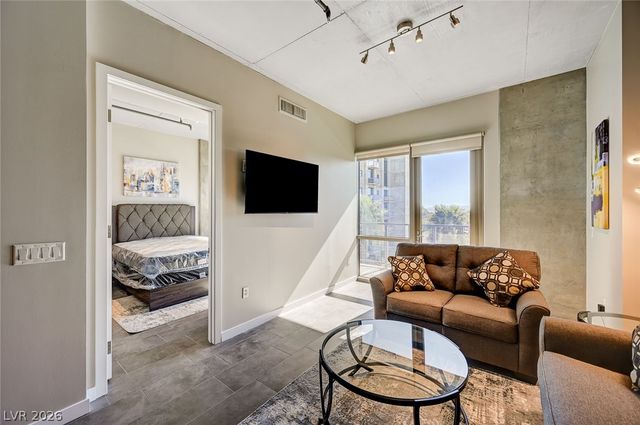 353 East Bonneville Avenue 439, Las Vegas, NV 89101