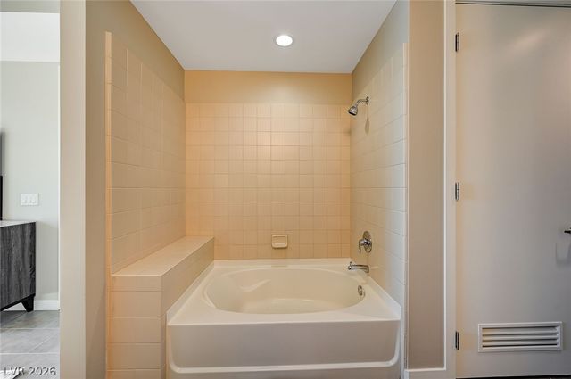 353 East Bonneville Avenue 439, Las Vegas, NV 89101