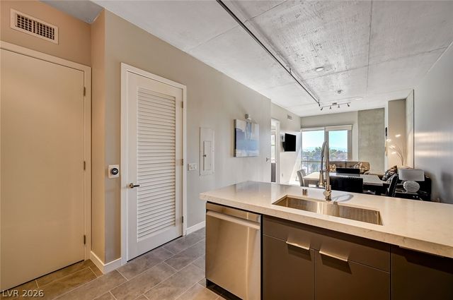 353 East Bonneville Avenue 439, Las Vegas, NV 89101