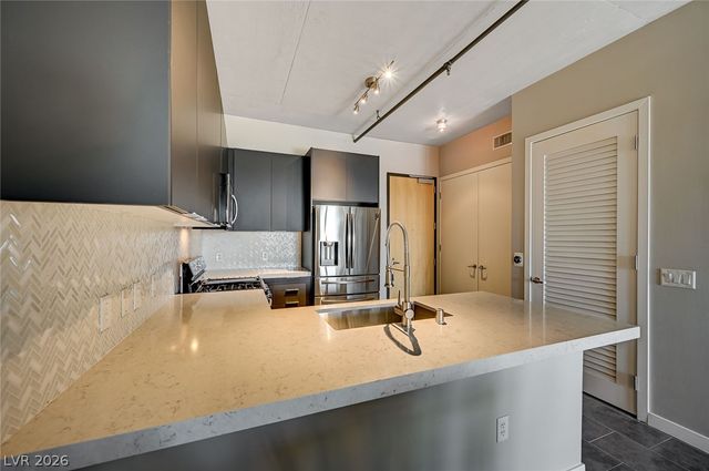 353 East Bonneville Avenue 439, Las Vegas, NV 89101