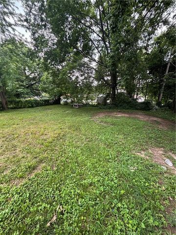2221 Garfield Avenue, Kansas City, KS 66104