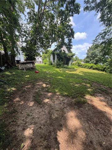 2221 Garfield Avenue, Kansas City, KS 66104
