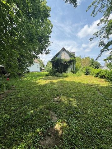 2221 Garfield Avenue, Kansas City, KS 66104