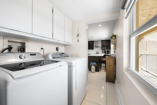 3095 N Course Drive 702, Pompano Beach, FL 33069