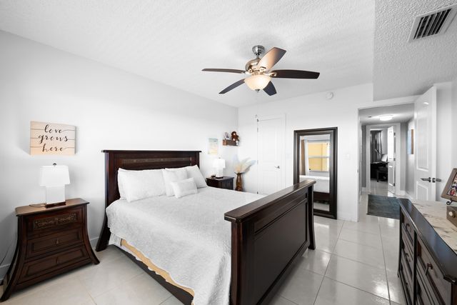 3095 N Course Drive 702, Pompano Beach, FL 33069