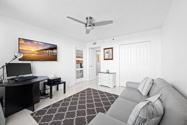 3095 N Course Drive 702, Pompano Beach, FL 33069