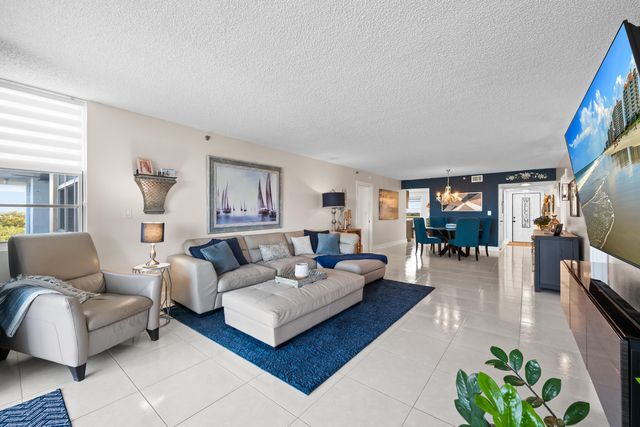 3095 N Course Drive 702, Pompano Beach, FL 33069