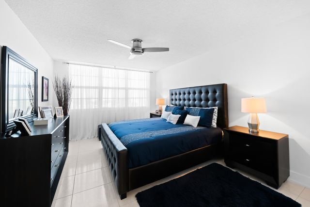 3095 N Course Drive 702, Pompano Beach, FL 33069