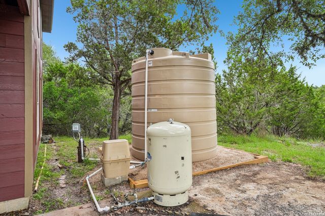 2807 CASEY RD, Bulverde, TX 78163