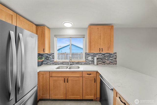 5931 184th Lane SW, Rochester, WA 98579