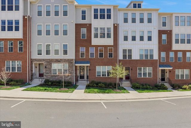 920 CALIFORNIA DR NE, Leesburg, VA 20176