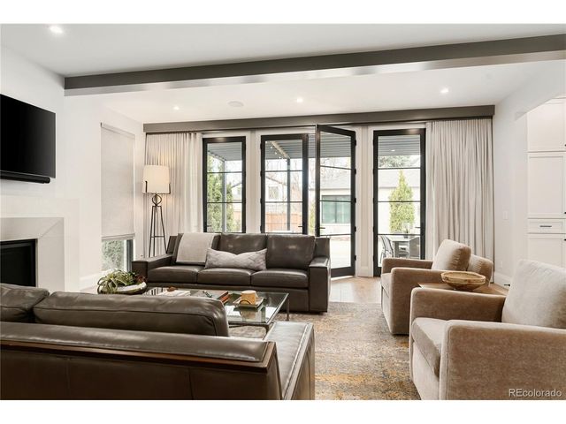 2515 S Milwaukee St, Denver, CO 80210