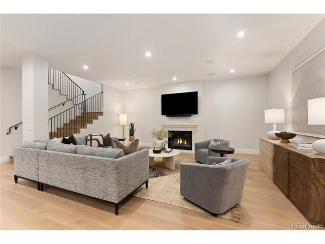 2515 S Milwaukee St, Denver, CO 80210