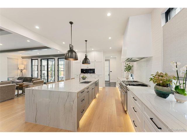 2515 S Milwaukee St, Denver, CO 80210