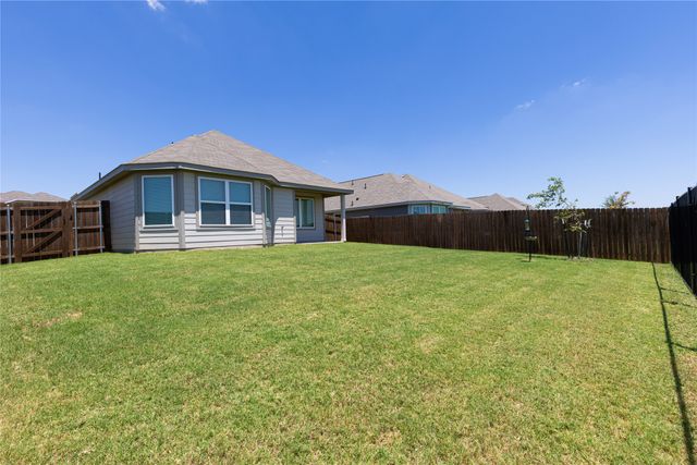 1137 Takeoff Avenue, Fort Worth, TX 76131