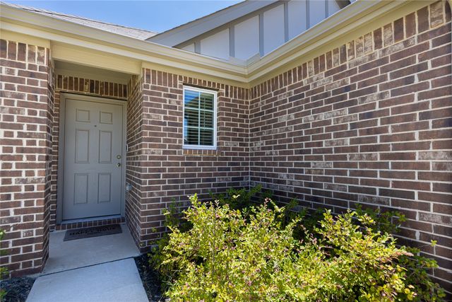 1137 Takeoff Avenue, Fort Worth, TX 76131