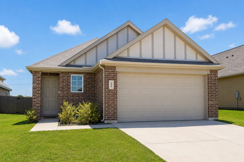 1137 Takeoff Avenue, Fort Worth, TX 76131