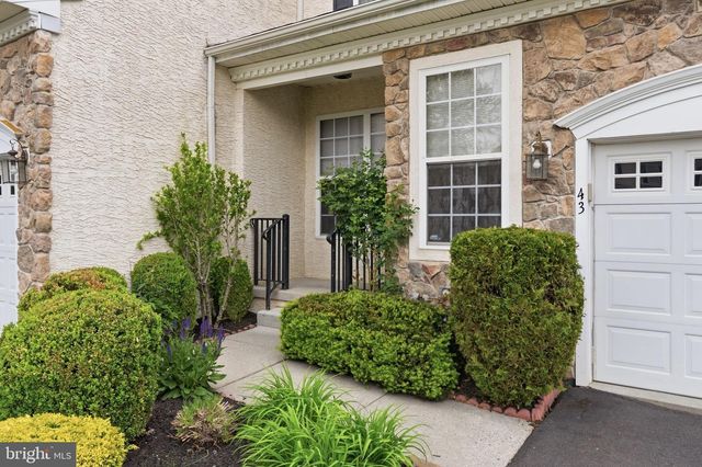 43 BRECKNOCK CT, Newtown, PA 18940