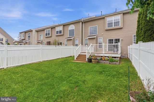 43 BRECKNOCK CT, Newtown, PA 18940