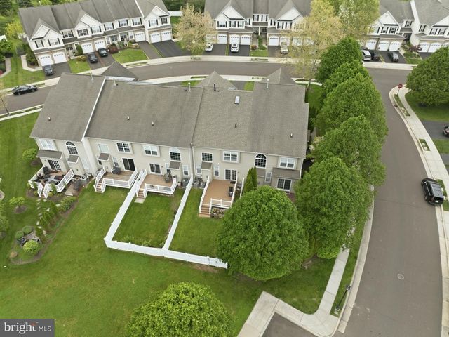 43 BRECKNOCK CT, Newtown, PA 18940