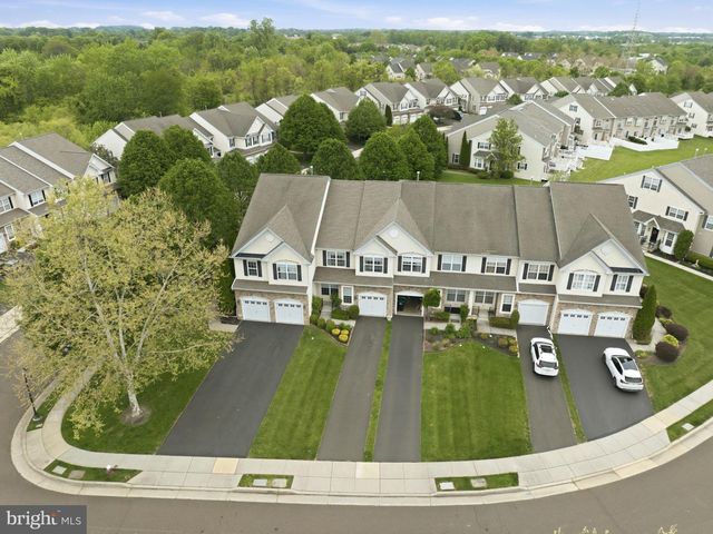43 BRECKNOCK CT, Newtown, PA 18940