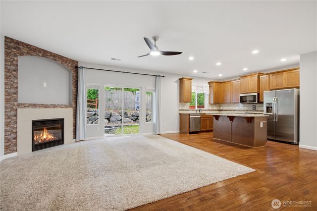 25917 168th Place SE, Covington, WA 98042