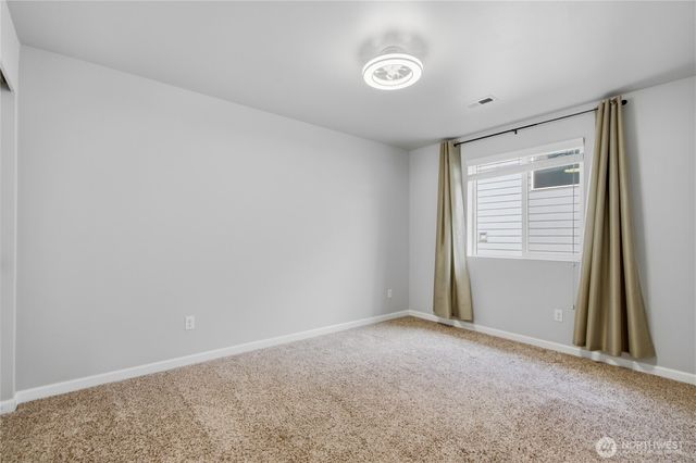 25917 168th Place SE, Covington, WA 98042