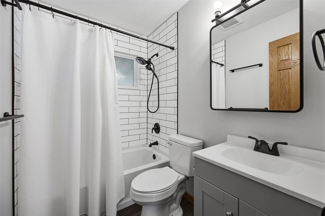 1115 Carver Street, Iowa City, IA 52240