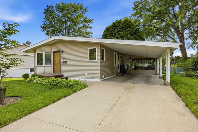 1115 Carver Street, Iowa City, IA 52240