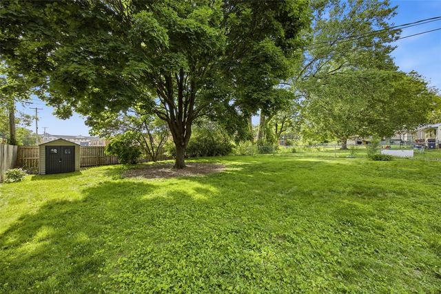 1115 Carver Street, Iowa City, IA 52240