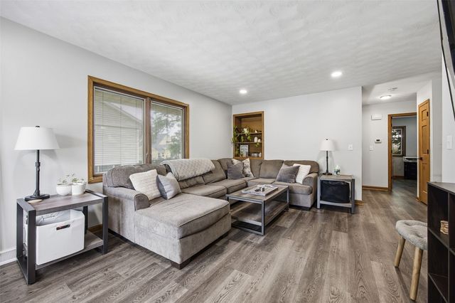 1115 Carver Street, Iowa City, IA 52240
