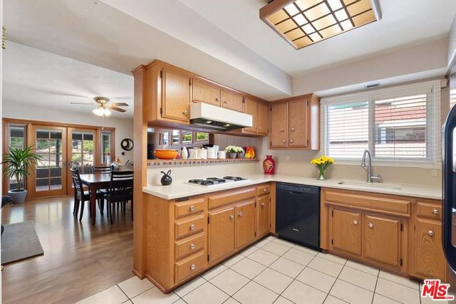 541 Silvera Avenue, Long Beach, CA 90803